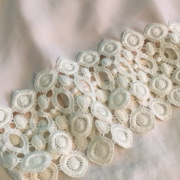 Xs small beige top blouse fringe lace - Picture 2 of 3